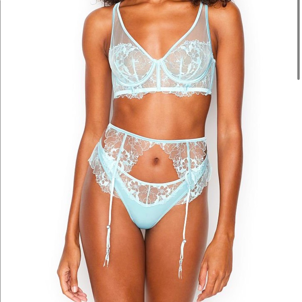 Embroidered Garter Belt Very Sexy
